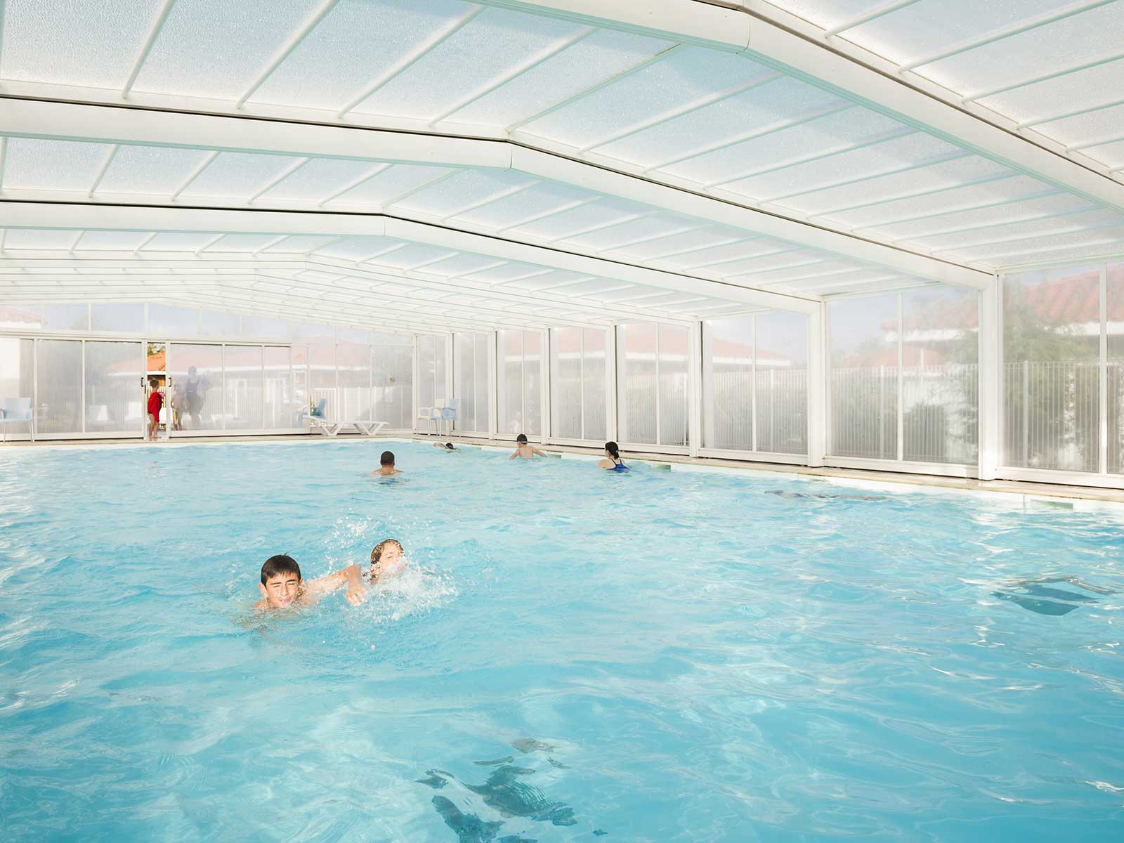 location vacances residence avec piscine couverte - résidence avec piscine couverte chauffée